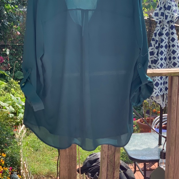 Sheer teal blouse great condition - Picture 2 of 2